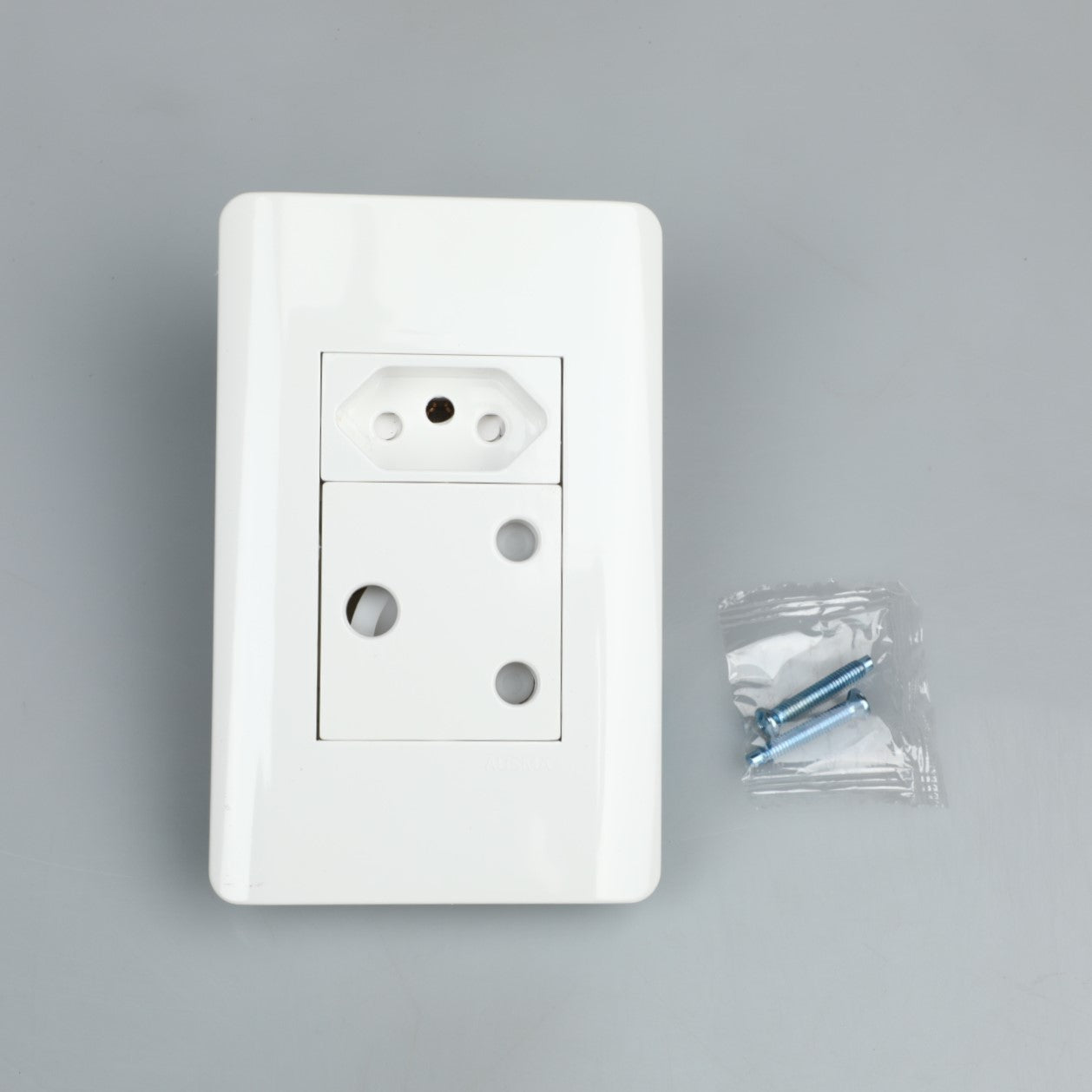 AUSMA S001-01 Stylish Simplicity Wall Socket – White Elegance, Safety, and Versatility with Modules 16A+New 16A Socket