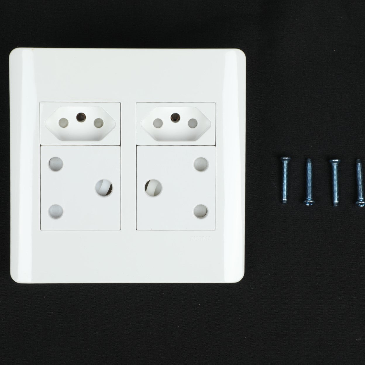 AUSMA S001-04 Stylish Simplicity Wall Socket – White Elegance, Safety, and Versatility with Modules 2x16A+2XNew 16A Socket