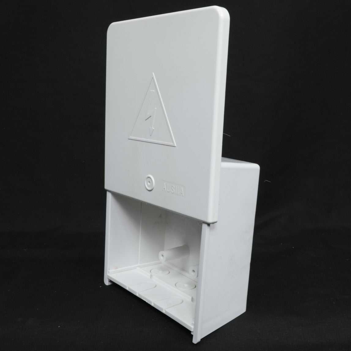 AUSMA 4X4 Weatherproof Enclosure 4x4 in White - Ensuring Long-Term Safety for Your Electrical Components F-4X4