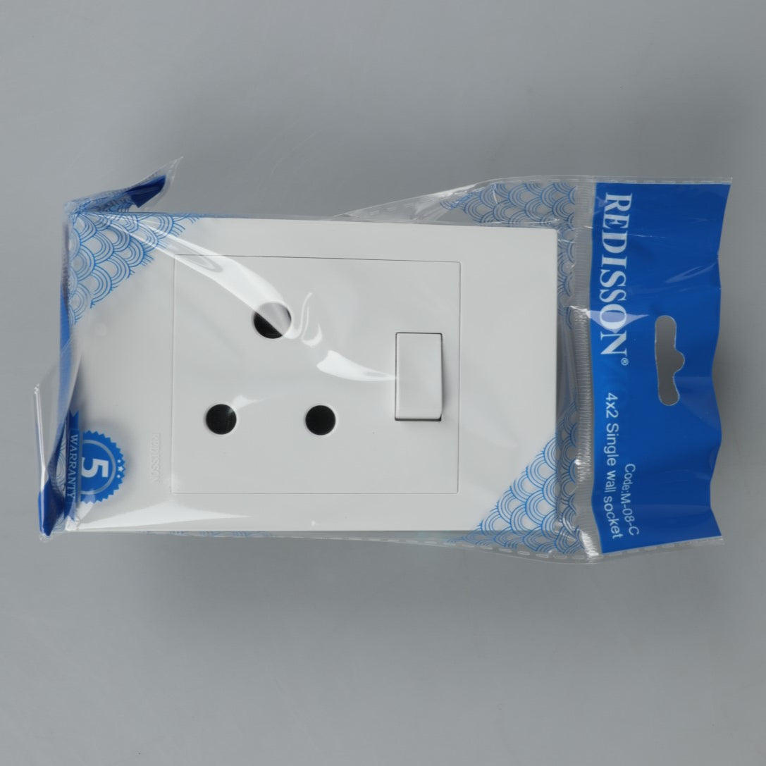 REDISSON M-08-C White Wall Switched Socket – Effortless Control and Enduring Quality